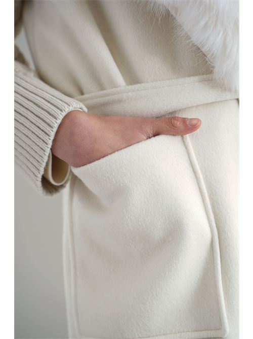 Cappotto con ecopelliccia Love To Love by Gai Mattiolo | LV2153PANNA